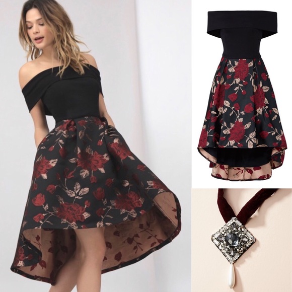 Anthropologie Dresses & Skirts - ❄️Gorgeous off shoulder embroidered holiday dress